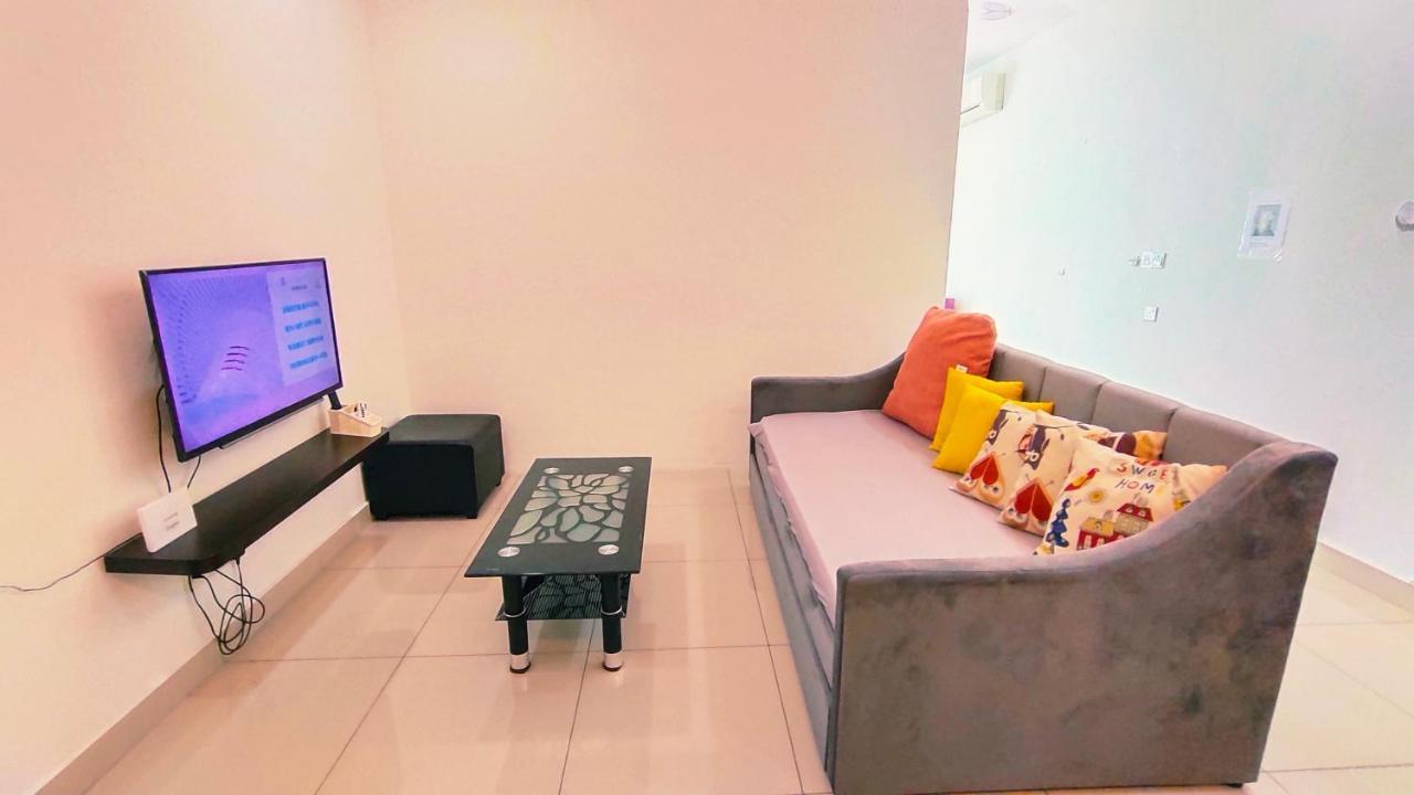 Jb Twin Galaxy Near Ksl Mall And Newyorkhotel Apartemen *