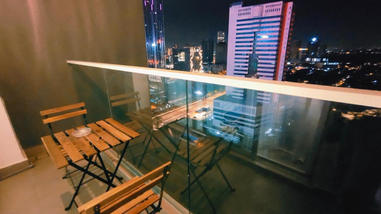 Jb Twin Galaxy Near Ksl Mall And Newyorkhotel Apartemen