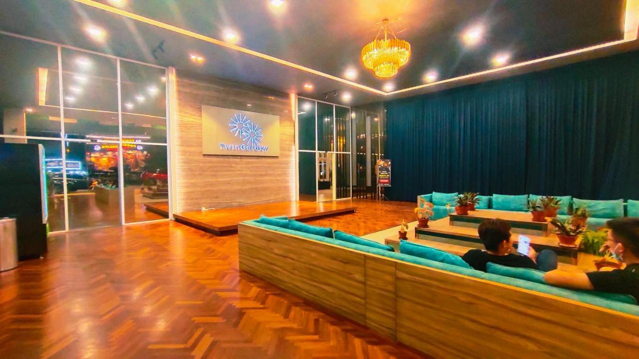 Jb Twin Galaxy Near Ksl Mall And Newyorkhotel Johor Bahru