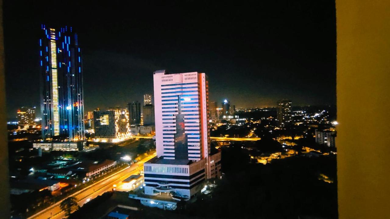 Jb Twin Galaxy Near Ksl Mall And Newyorkhotel Johor Bahru