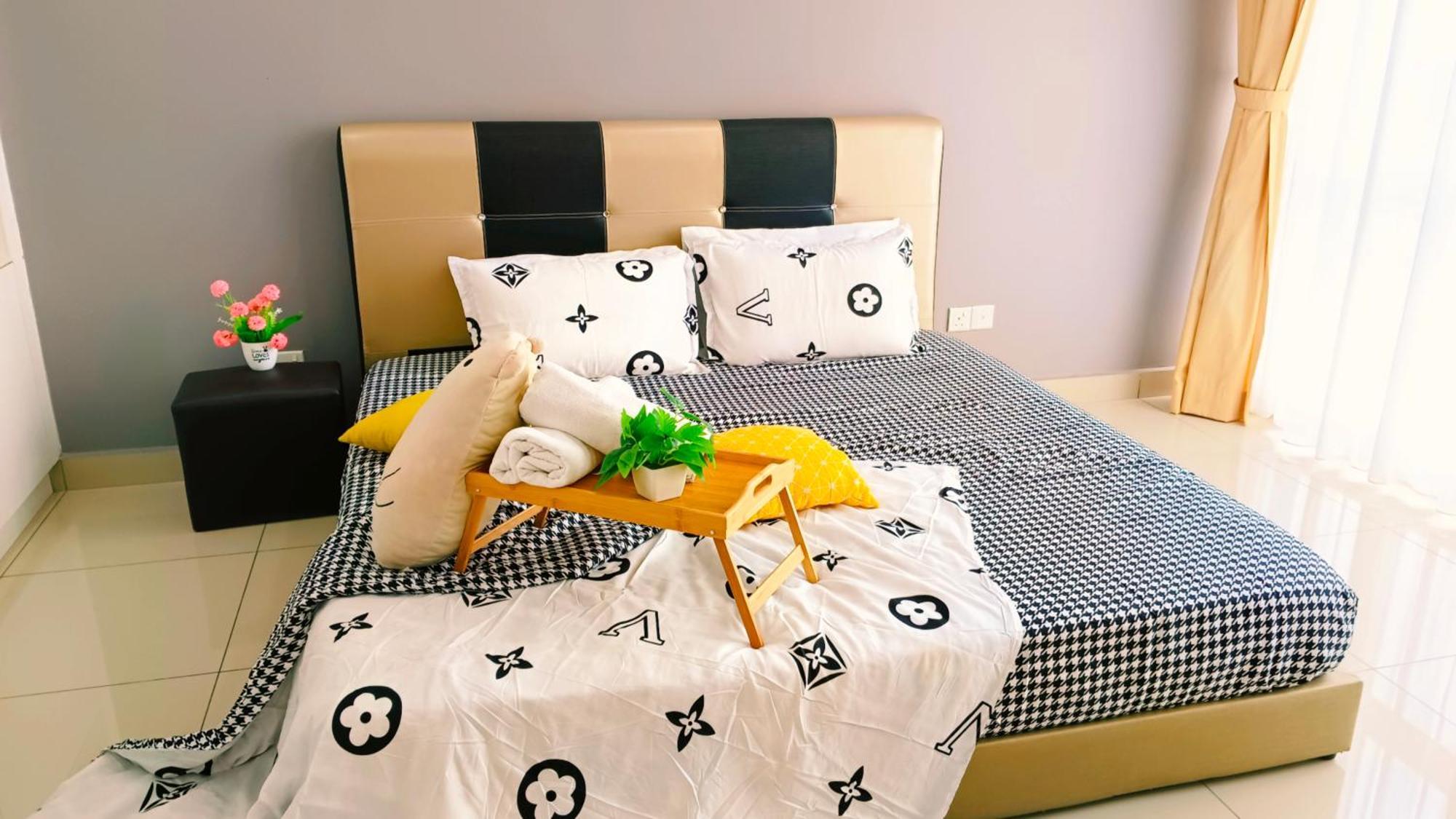Jb Twin Galaxy Near Ksl Mall And Newyorkhotel Apartemen